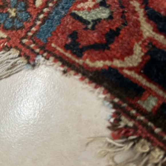 A rare late 1800’s West Persian Farahan Sarouk Rug - Picture 13 of 16